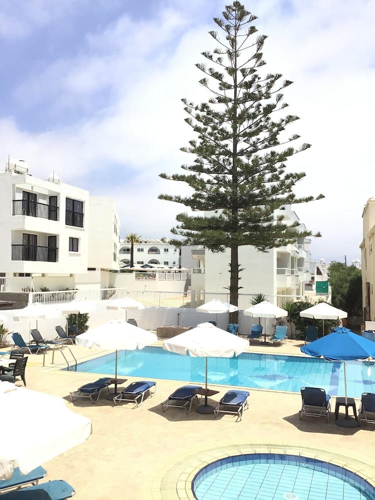 Florea Hotel Apartments Ayia Napa Ngoại thất bức ảnh