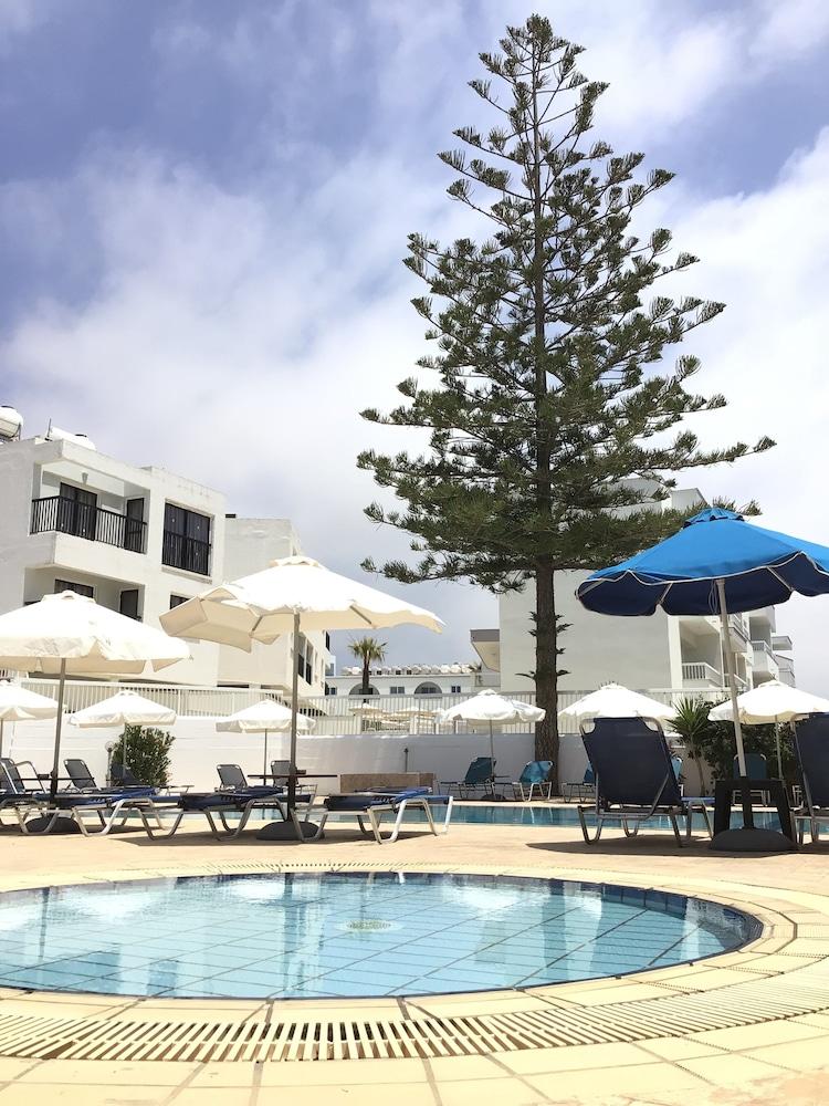 Florea Hotel Apartments Ayia Napa Ngoại thất bức ảnh